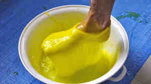 The slipper is made from thermosetting PVC material. Designer Satsuki Ohata claims that once it hardens to your foot's individual shape, the slippers can be worn inside and outside.