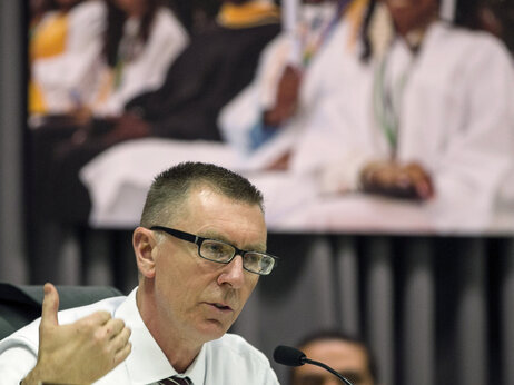 Los Angeles Unified School District Superintendent John Deasy exchanged multiple emails with executives at Pearson PLC about the potential for working together.