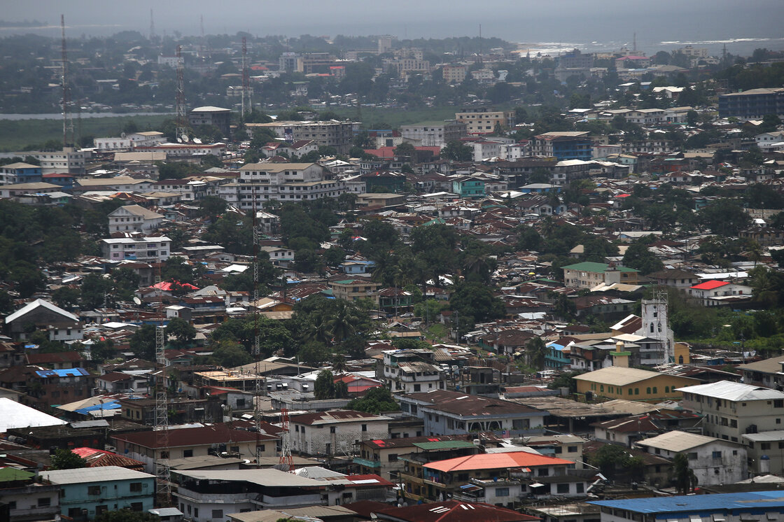 monrovia_slide-f422b3d51290b1379f617b2bfed30399f6dd942e-s40-c85.jpg