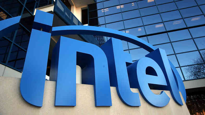 Chip maker Intel recently pulled an advertising campaign from a gaming site amid pressures from supporters of the online #Gamergate movement.