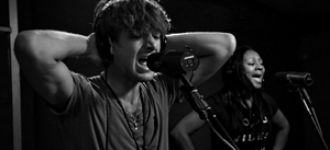Paolo Nutini, 'Let Me Down Easy' (Live)