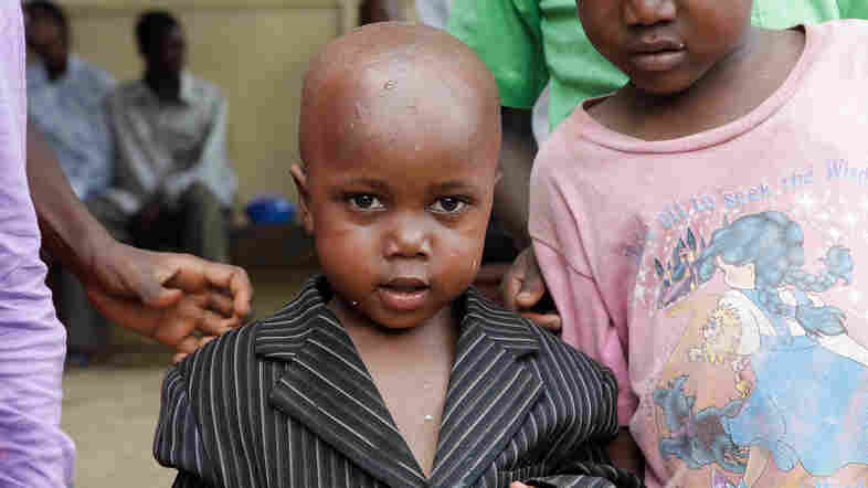 After beating Ebola, young Ibrahim celebrated by proposing to his nurse.