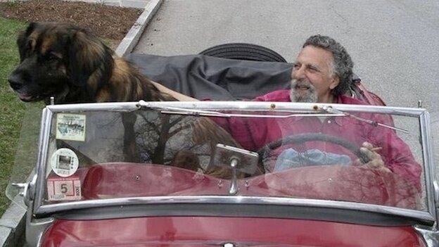 Tom Magliozzi's laugh boomed in NPR listeners' ears every week as he and his brother, Ray, bantered on Car Talk.