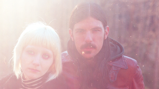 Seth Avett and Jessica Lea Mayfield. (Crackerfarm)