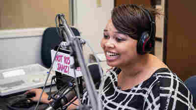 King DJs as Robyn Knight for Hot 103 Jamz in Kansas City, Mo.