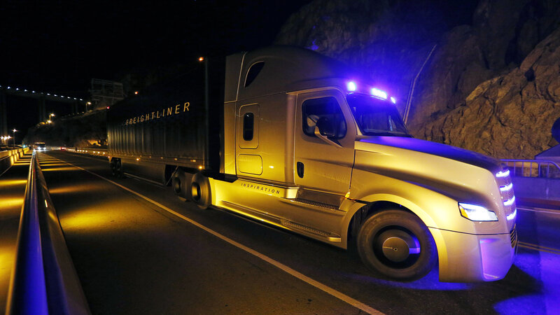 freightliner_wide-a331a1875a9a645d208ad7