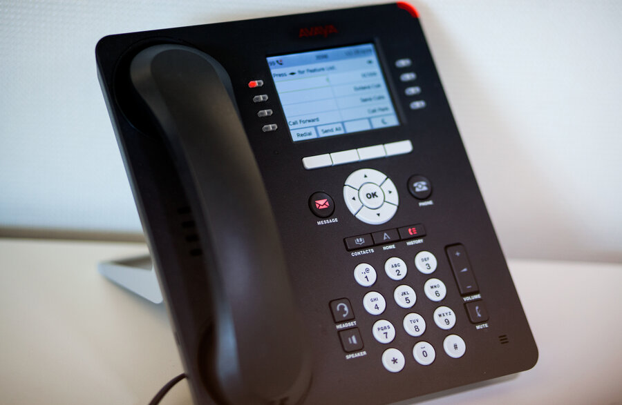 Businesses Are Hanging Up On Voice Mail To Dial In Productivity ...