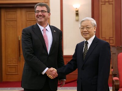 U.S. Secretary of Defense Ash Carter shakes hands with Vietnam's General Secretary Nguyen Phu Trong at the Presidential Palace in Hanoi, Vietnam, o­n June 1. Trong will meet with President Obama in the White House o­n Tuesday.