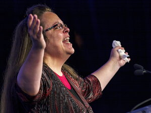 http://media.npr.org/assets/img/2015/09/30/kimdavis2-894f3204cea984d9d4348c7aa7b17d7b457850c3-s300-c85.jpg