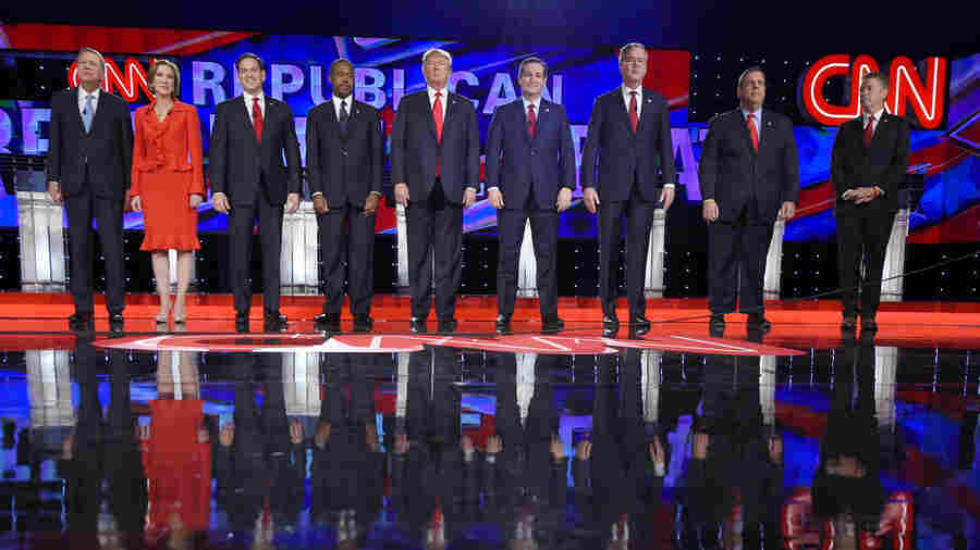 Republican presidential candidates (from left): John Kasich, Carly Fiorina, Marco Rubio, Ben Carson, Donald Trump, Ted Cruz, Jeb Bush, Chris Christie and Rand Paul at the CNN debate in Las Vegas on Tuesday.