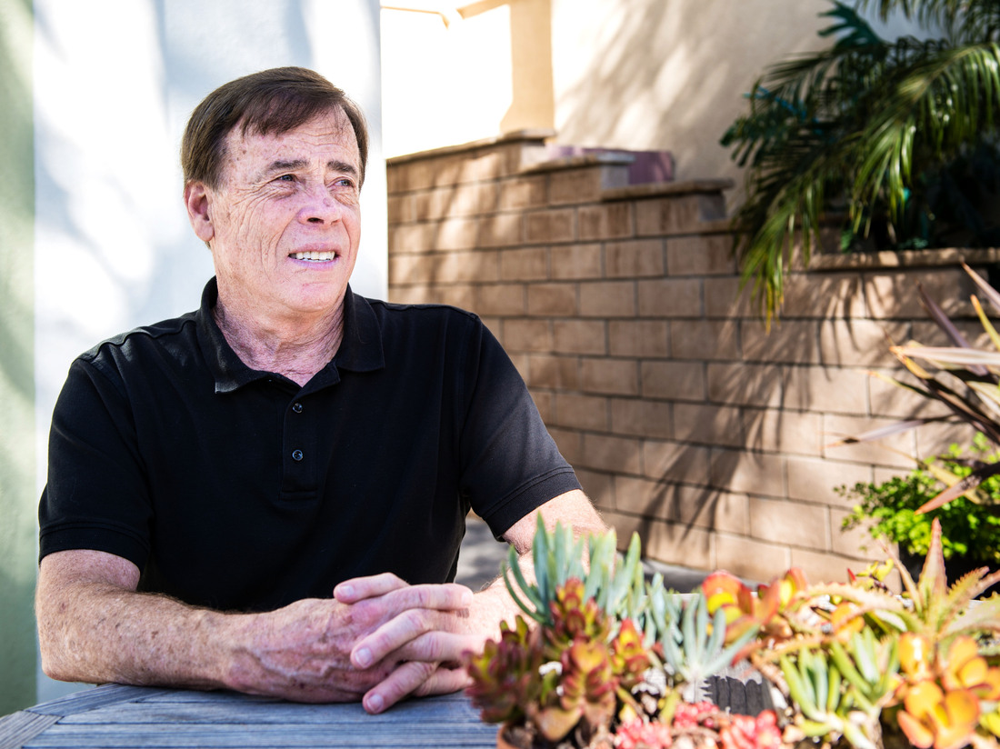 After knee surgery, David Larson, 66, of Huntington Beach, Calif., experienced pain in a calf muscle. His answer to an automated email from the doctor led to the diagnosis and treatment of a potentially dangerous blood clot. After knee surgery, David Larson, 66, of Huntington Beach, Calif., experienced pain in a calf muscle. His answer to an automated email from the doctor led to the diagnosis and treatment of a potentially dangerous blood clot.