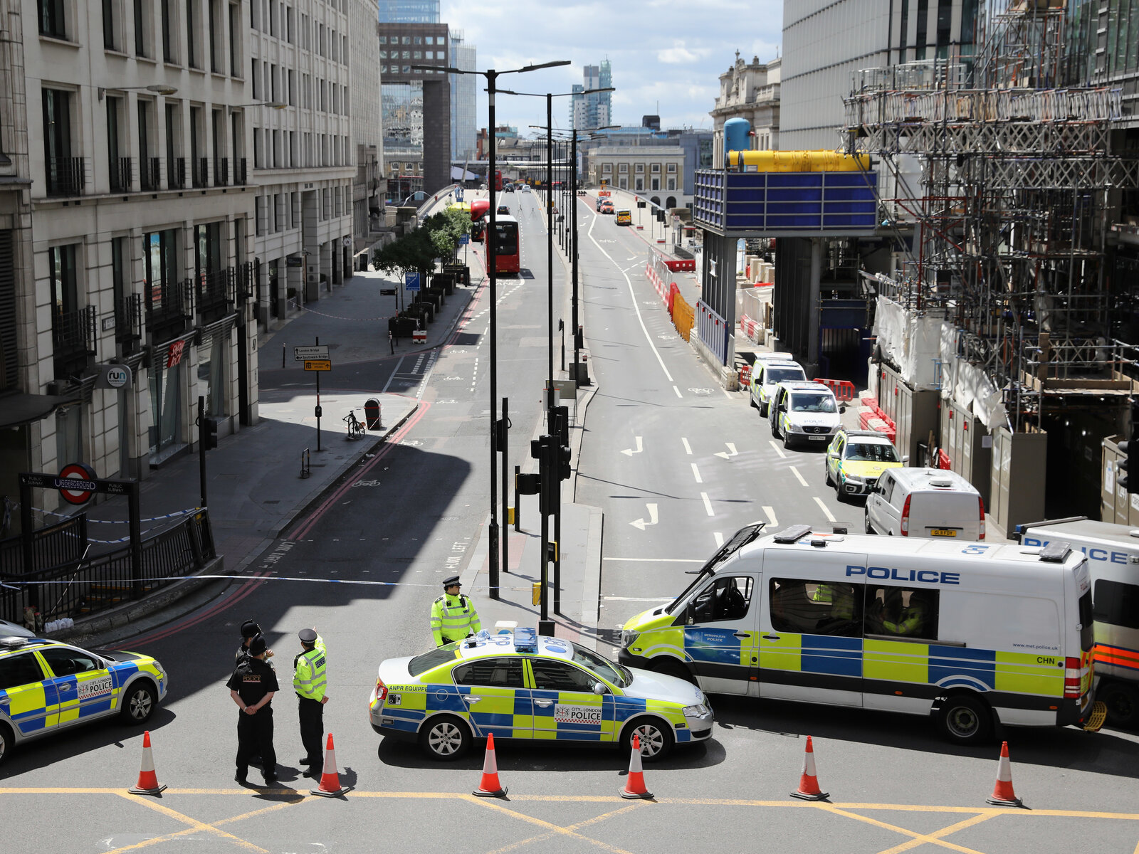 Police operate a cordon on the north side of London Bridge on Sunday. (Dan Kitwood/Getty Images)