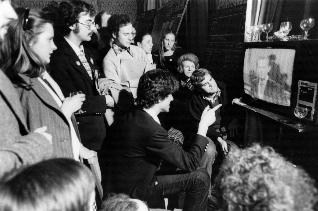 American supporters of the Democratic Party watch television and wait for the result of the 1976 presidential elections in which Jimmy Carter beat Gerald Ford. (Evening Standard/Getty Images)