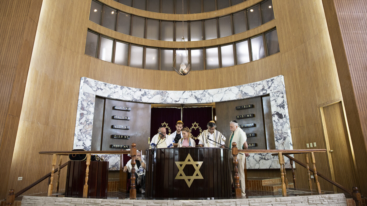 The Youth Of Cuba's Tiny Jewish Minority 1 The Youth Of Cuba's Tiny Jewish Minority