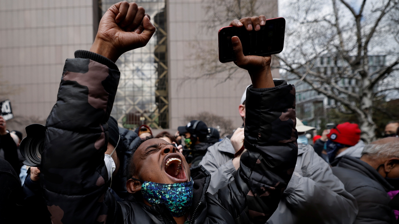 Crowds Erupt In Cheers In Minneapolis After Guilty Verdict 1 Crowds Erupt In Cheers In Minneapolis After Guilty Verdict