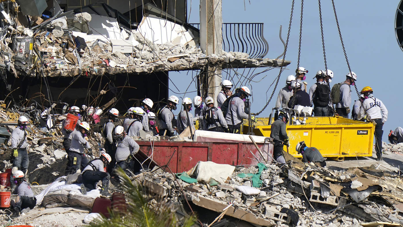 Investigations Into What Caused The Surfside Condo's Collapse Have Already Begun 1 Investigations Into What Caused The Surfside Condo's Collapse Have Already Begun