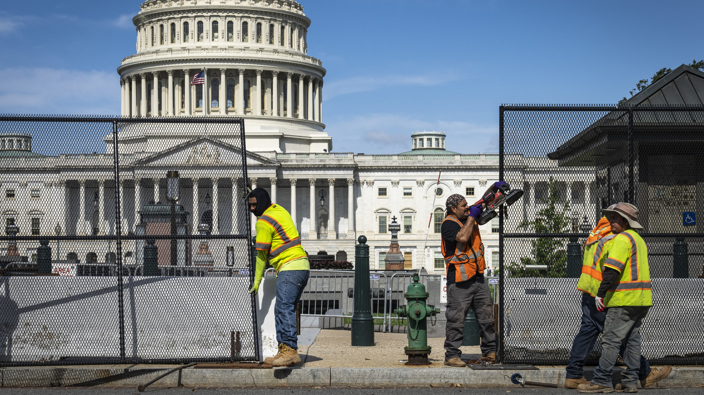 Senators Unveil Competing Funding Proposals For Capitol Police Now Short On Cash 1 Senators Unveil Competing Funding Proposals For Capitol Police Now Short On Cash