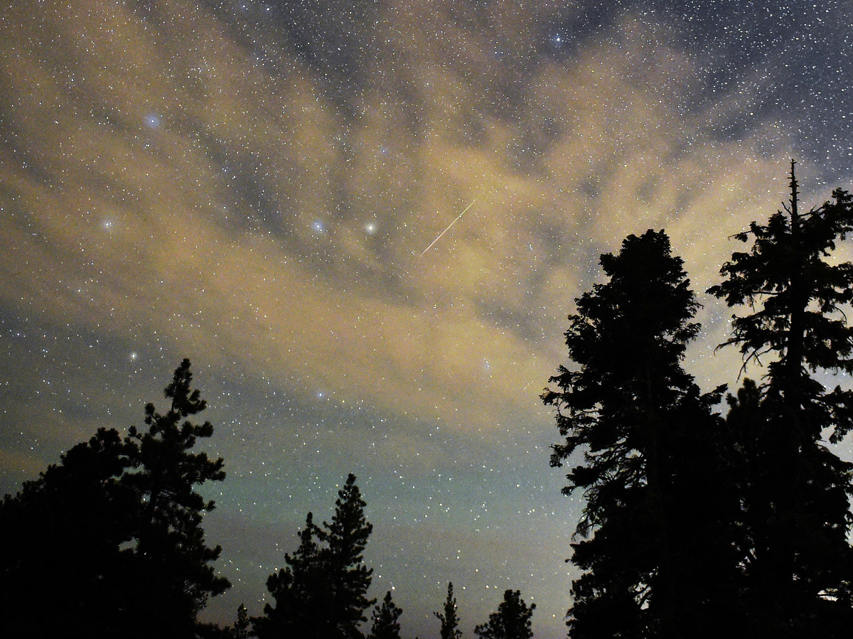 The 'Best Meteor Shower Of The Year' Is Happening. Here's How You Can See It. - newspostwall The 'Best Meteor Shower Of The Year' Is Happening. Here's How You Can See It.