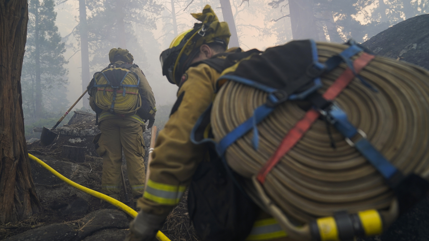 Responders Are Gaining On The Caldor Fire, But Now They've Got New Blazes To Battle 1 Responders Are Gaining On The Caldor Fire, But Now They've Got New Blazes To Battle