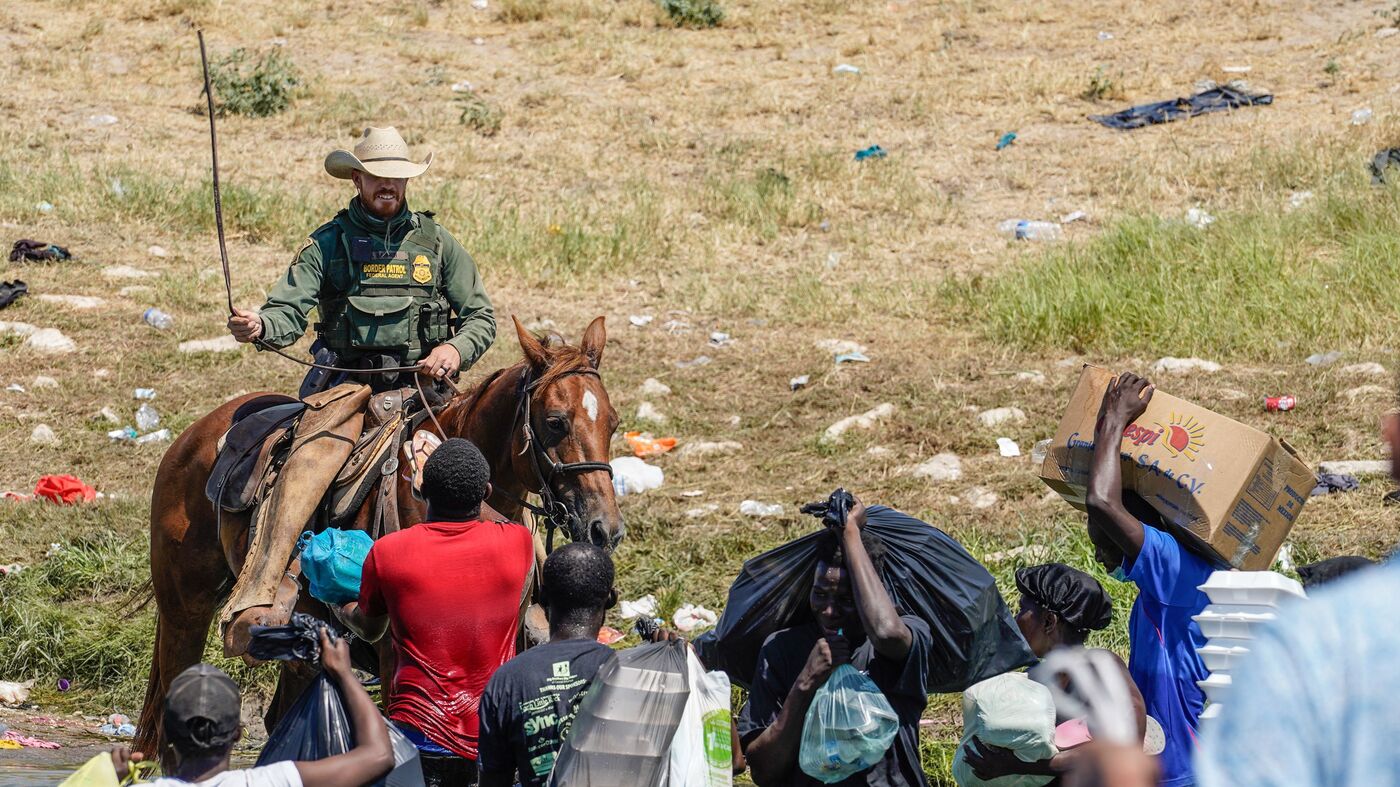 The Biden Administration Will No Longer Use Horses At A Texas Border Crossing 1 The Biden Administration Will No Longer Use Horses At A Texas Border Crossing