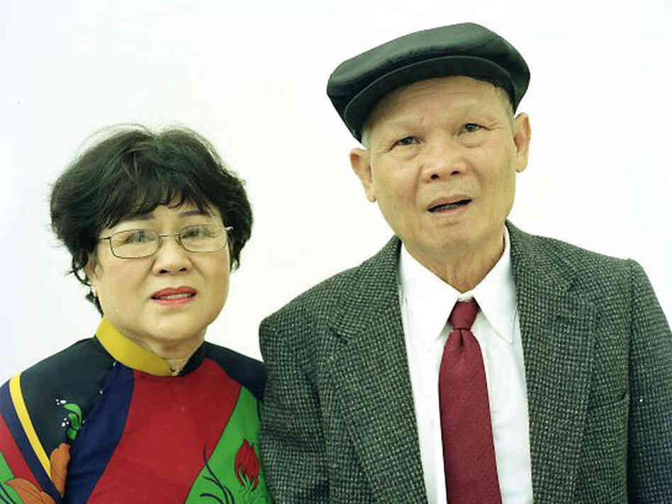 Ba Nguyen (right) and his wife Nho