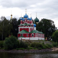 A day after leaving Moscow, colorful churches spring up along the forested banks of the Volga