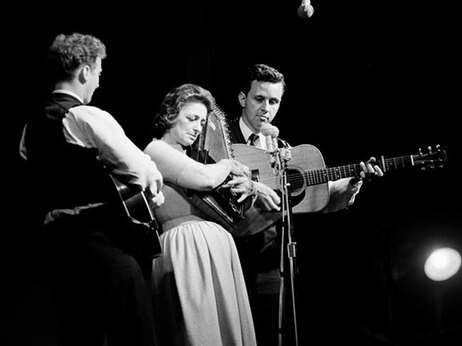 Maybelle Carter; credit: Rowland Scherman.