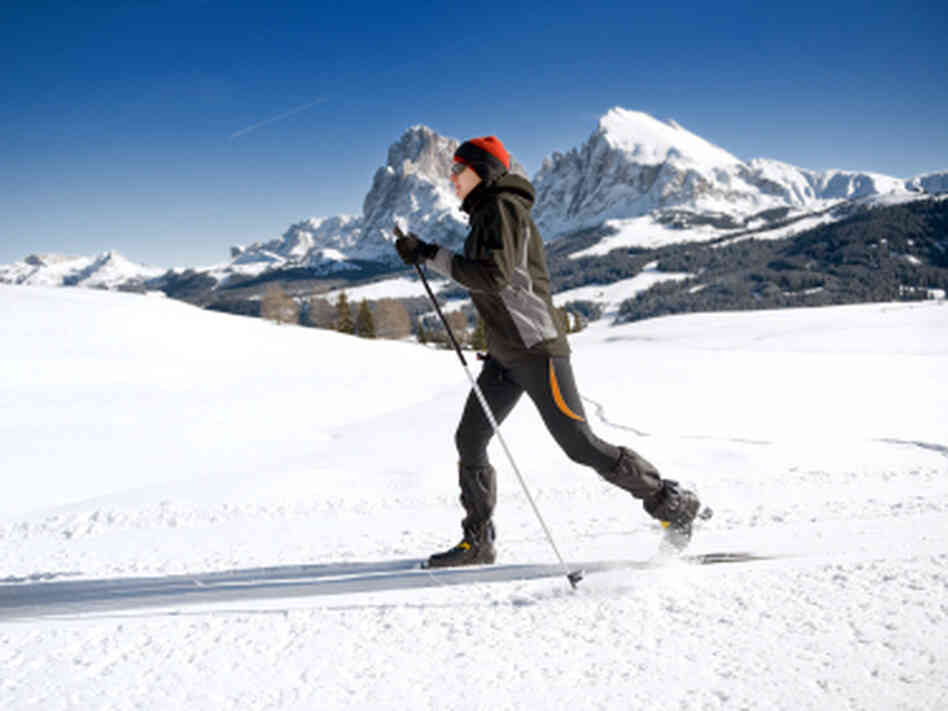 cross-country skiing cross-country skiing