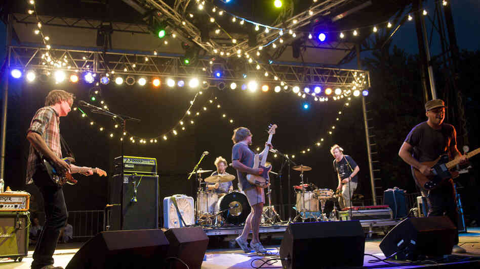 Pavement at Pitchfork; credit: Daniel Boczarski / Redferns