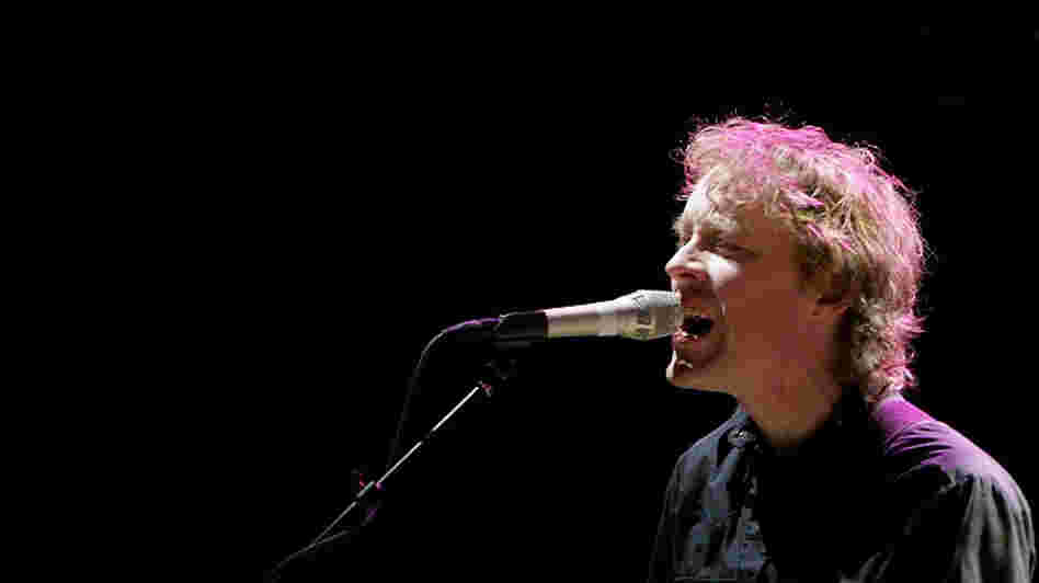 Low performing at the 9:30 Club in Washington, D.C.