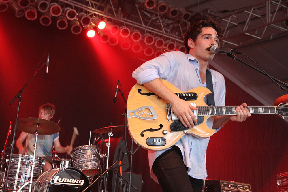 Local Natives; credit: Wills Glasspiegel