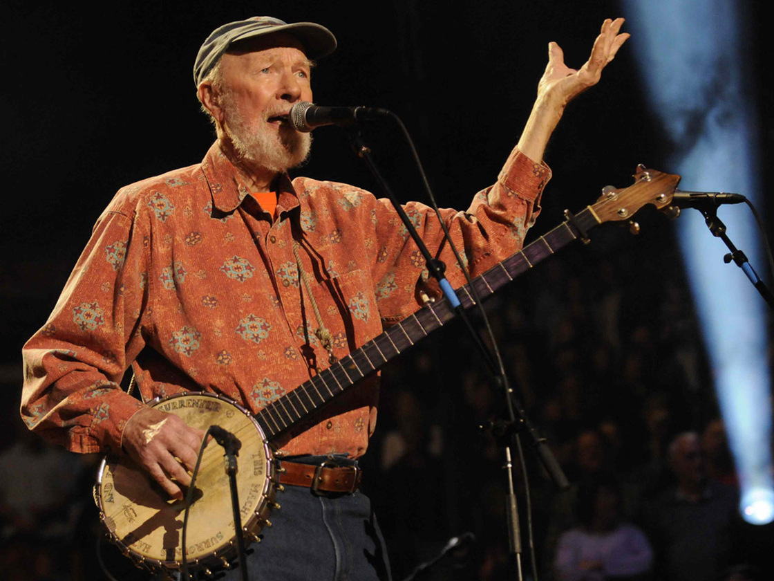 Pete Seeger will lead a hootenanny at the end of both the Saturday- and Sunday-night concerts.