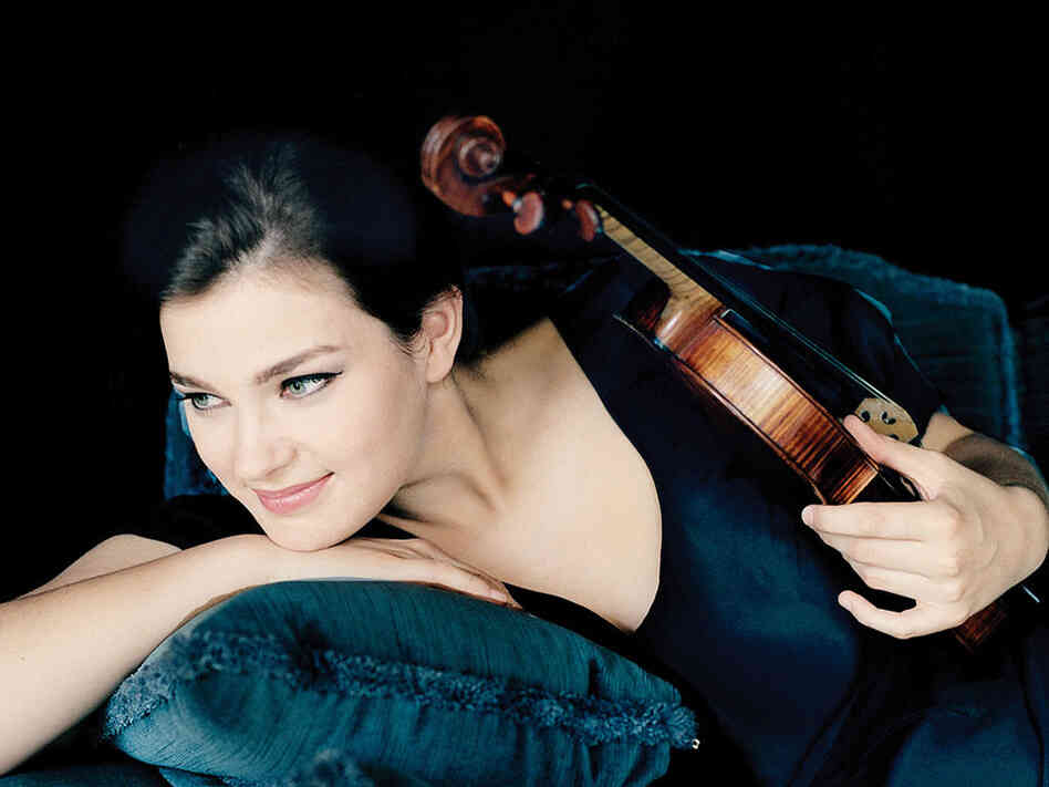 Violinist Janine Jansen