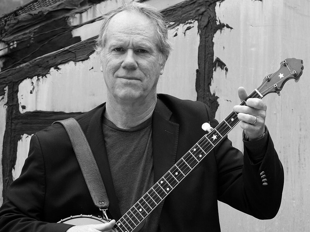Loudon Wainwright III with banjo