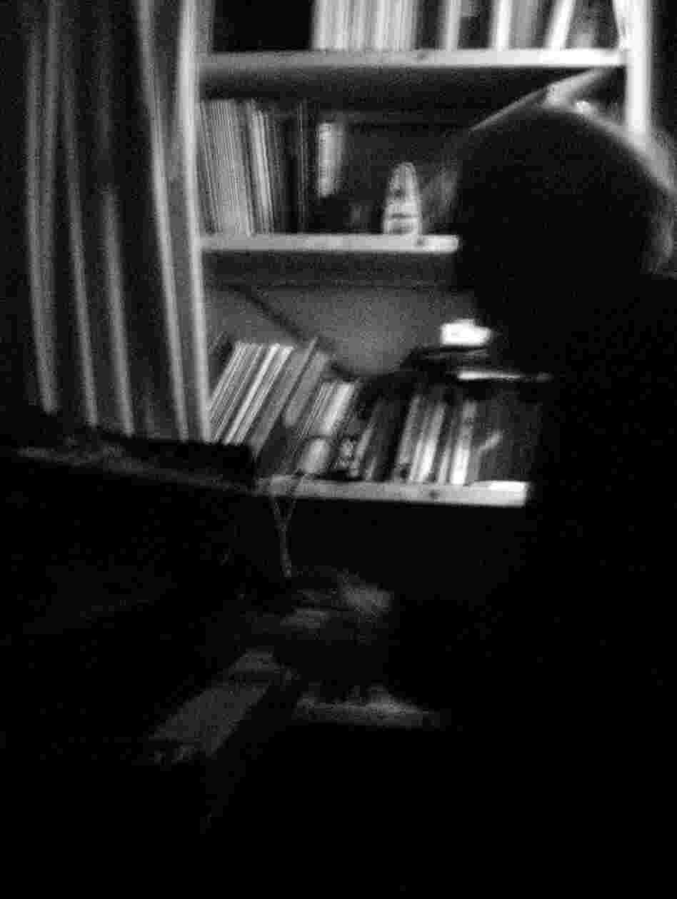 At the New England Conservatory, pianist Ran Blake teaches a class on film noir.