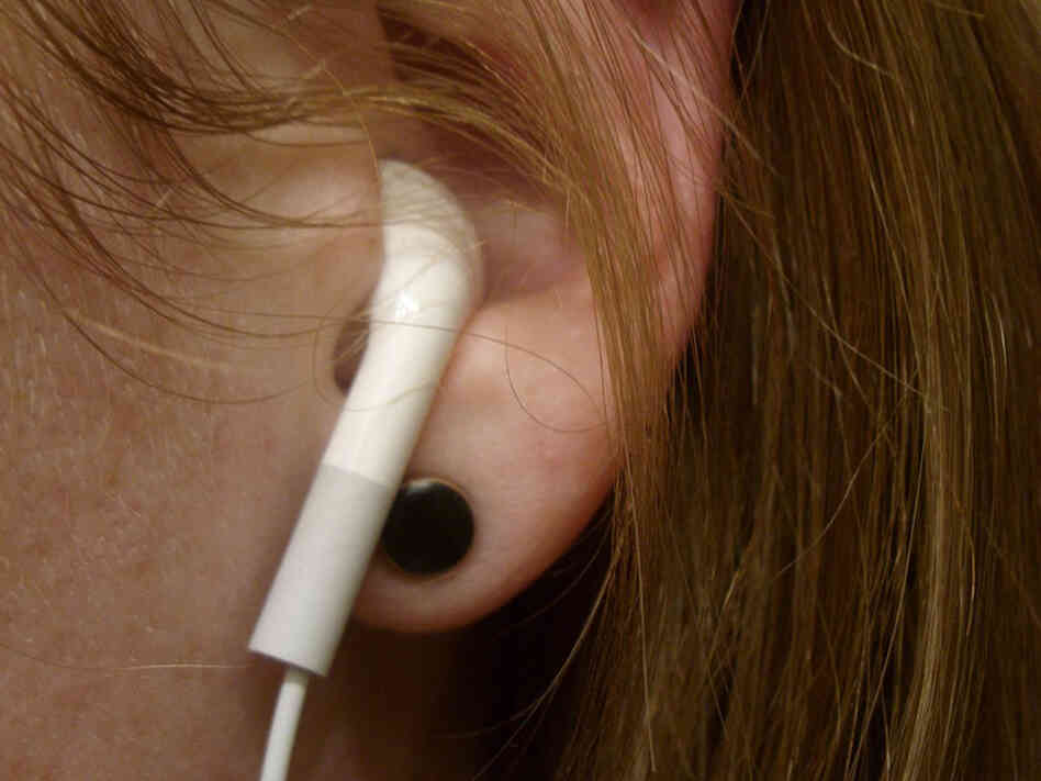 Earbud