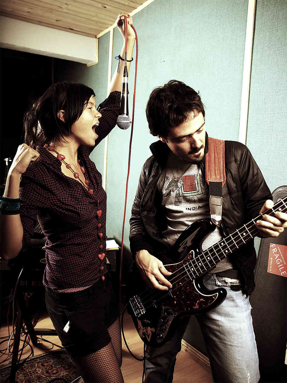Bomba Estereo