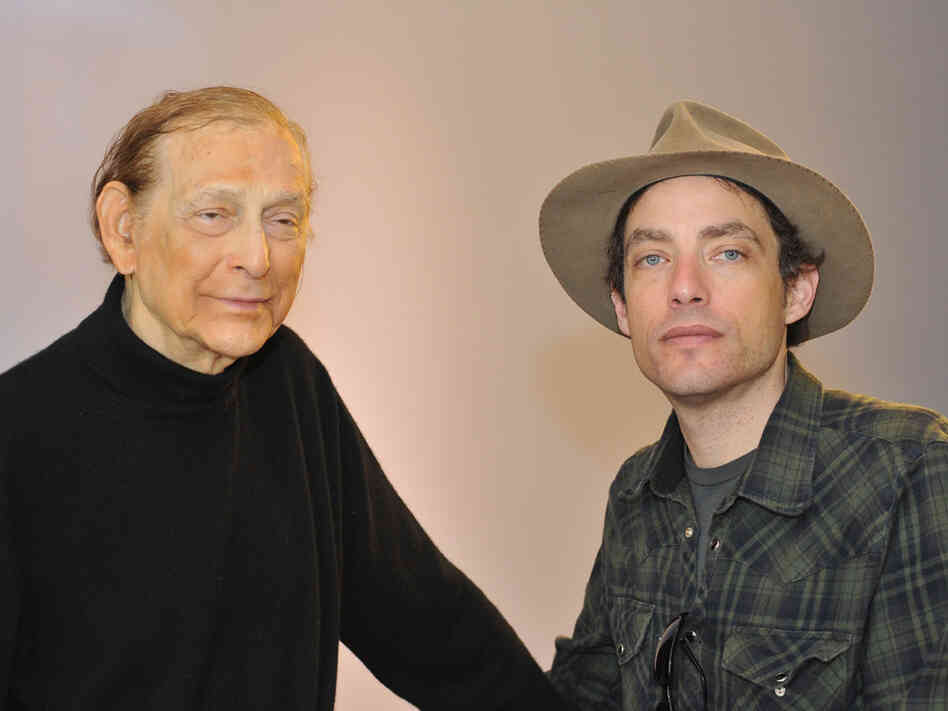 Oscar Brand (left) with Jakob Dylan.