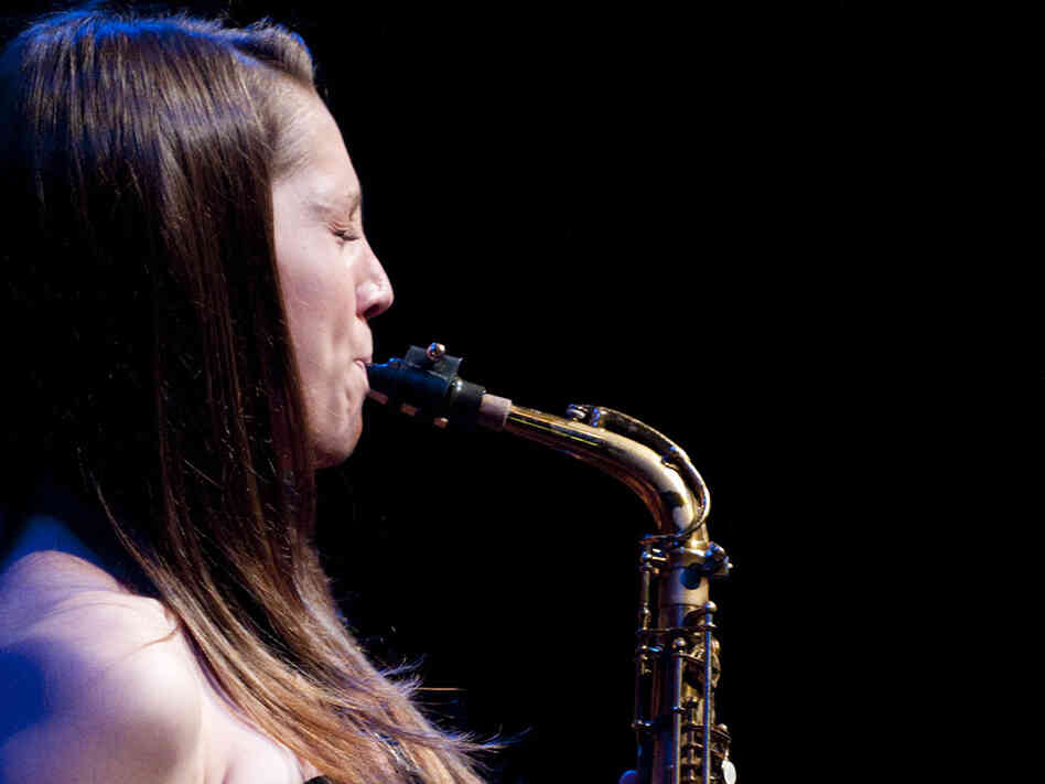 Hailey Niswanger performs at the Kennedy Center Jazz Club.