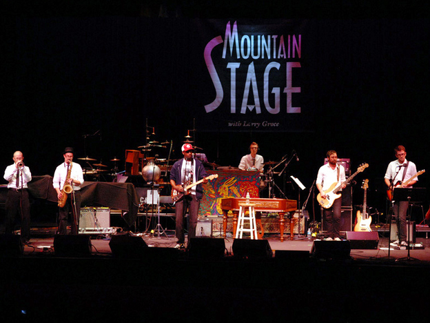 Black Joe Lewis and the Honeybears