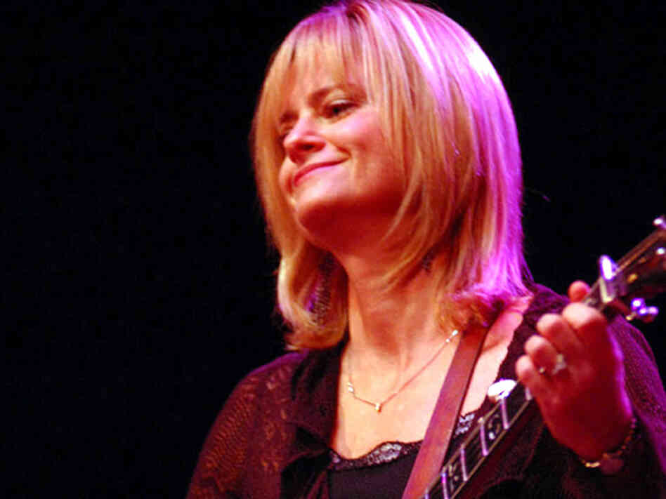 Alison Brown 2
