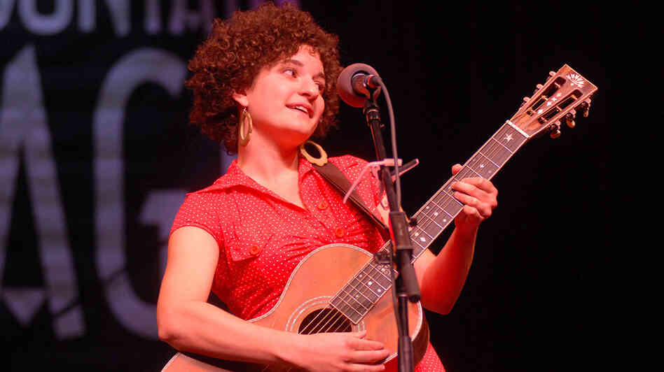 Carsie Blanton; credit: Brian Blauser
