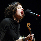 Carrie Rodriguez; Credit: Brian Blauser Carrie Rodriguez; Credit: Brian Blauser