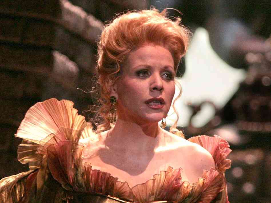 Soprano Renee Fleming