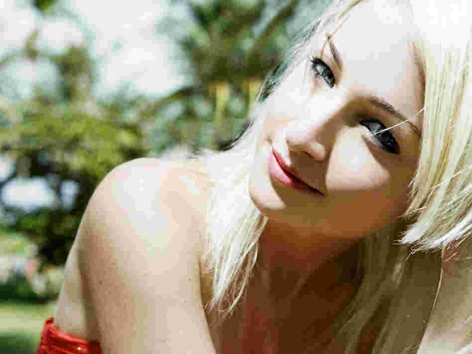 Kate Miller-Heidke; credit: Joseph Llanes
