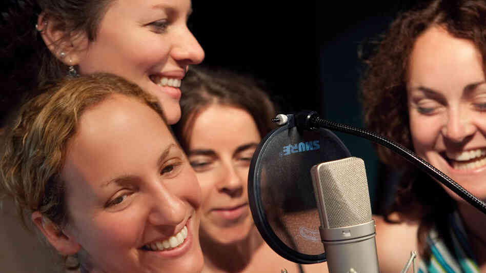 Winterbloom is Meg Hutchinson, Antje Duvekot, Anne Heaton and Natalia Zuckerman. Winterbloom is Meg Hutchinson, Antje Duvekot, Anne Heaton and Natalia Zuckerman.