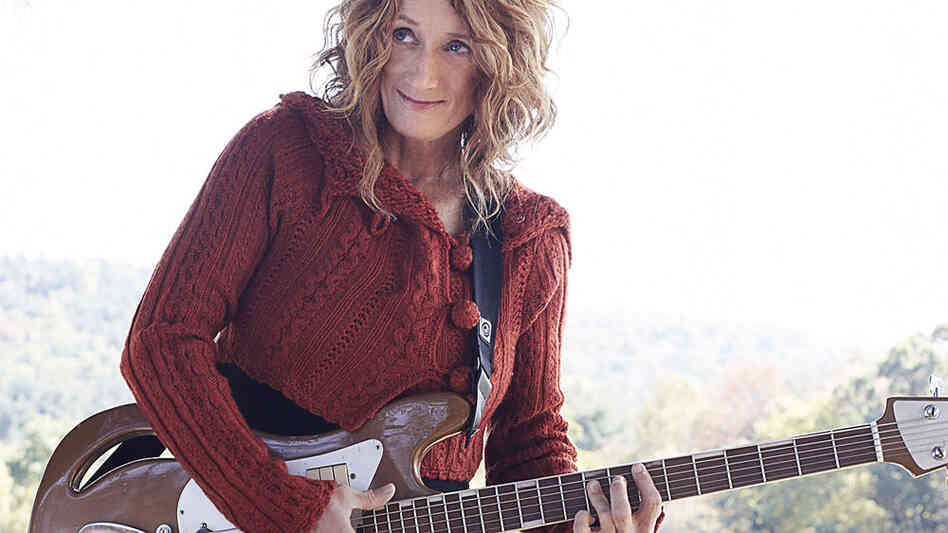 Patty Larkin; credit: Jana Leon