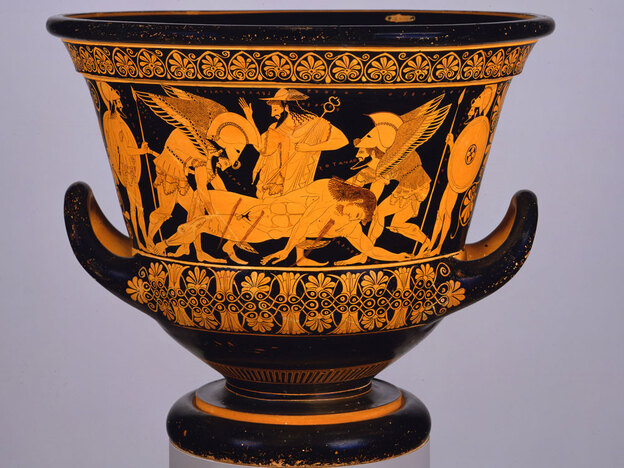Euphronios vase on display at New York City's Metropolitan Museum of Art in 2006