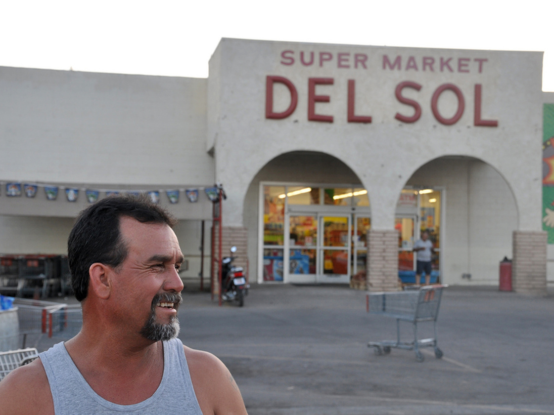 Joel Silva lives in Mexico but works in Arizona. Jesse Shapins