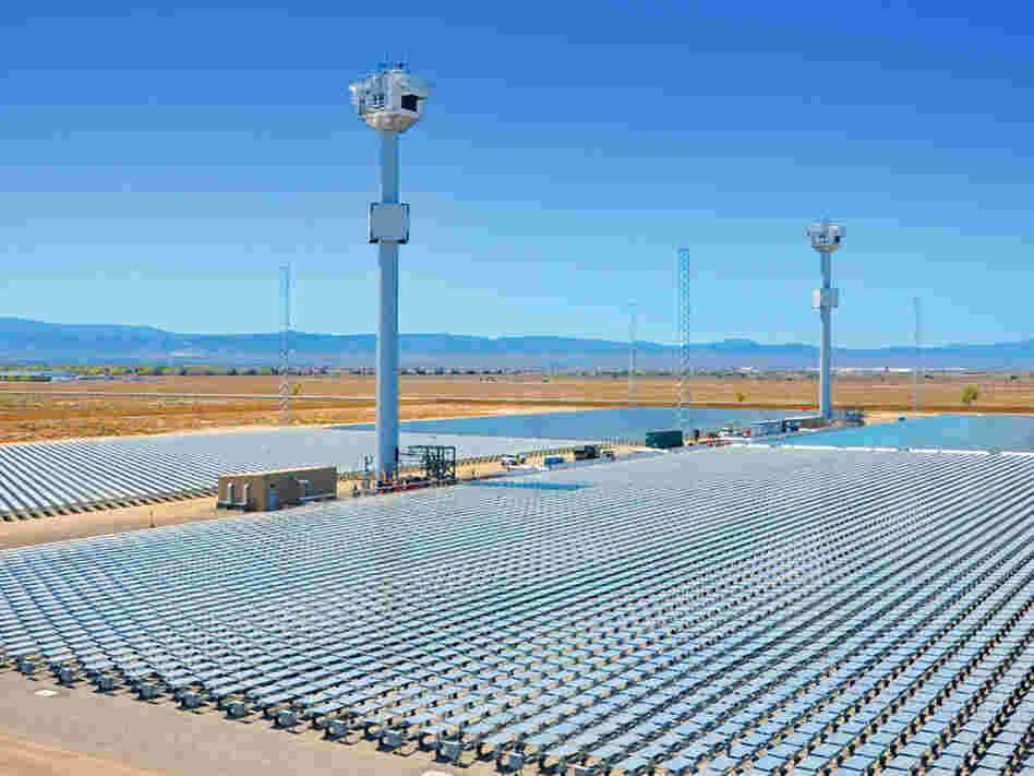 The layout of the Sierra SunTower facility.